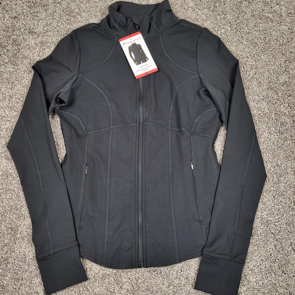 Fabletics Active Jacket Women Medium Black NEW Thumbholes Zip Pockets JT2500631